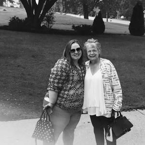 Meet your Posher, Vanessa